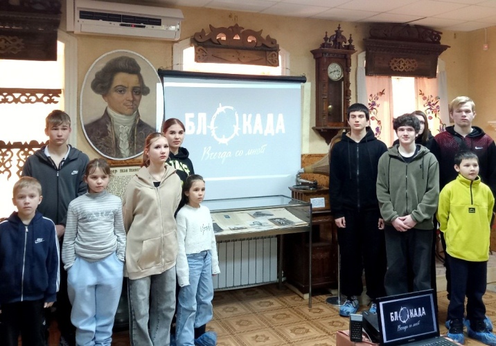 photo_5467541854153805164_y